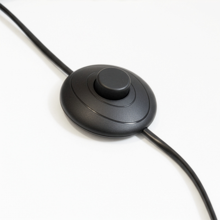 Detail of Lampadaire Wama en métal