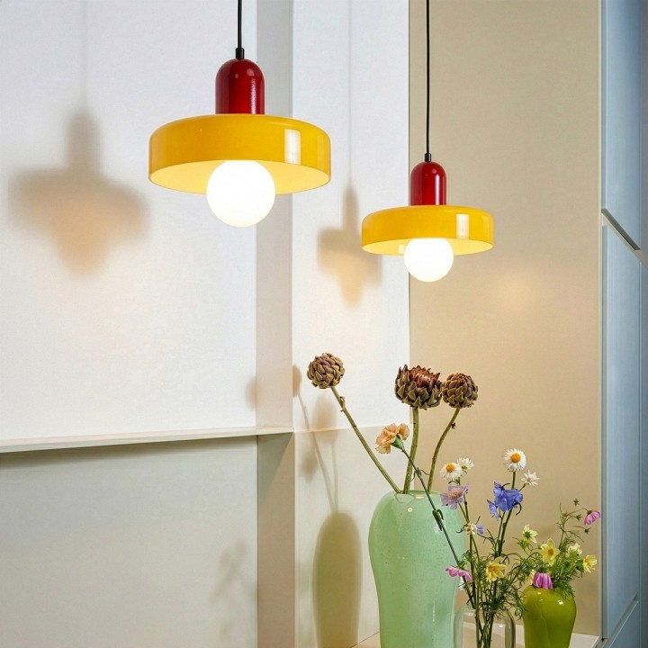 Suspension Yori en verre et métal rouge et jaune Ø25 cm