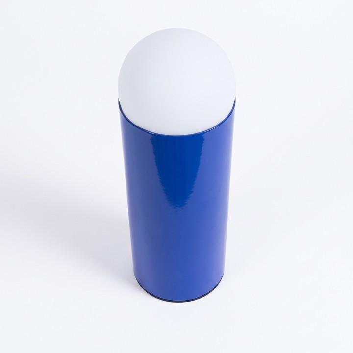 Lampe à poser Loozi en métal